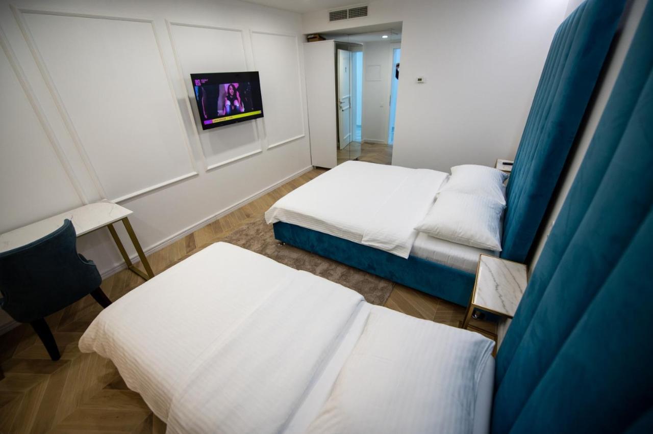 Hotel In Zepce エクステリア 写真