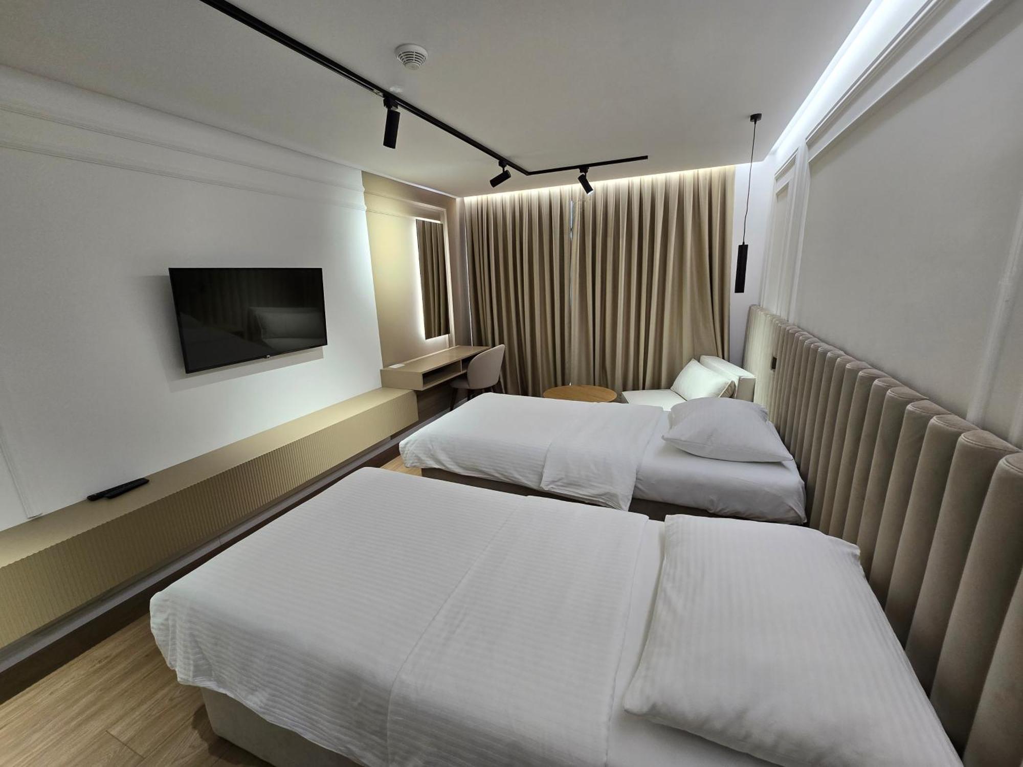 Hotel In Zepce エクステリア 写真